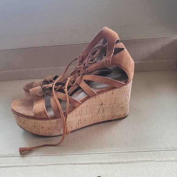 Frye suede lace up platform sandals, sz 7.5 - Picture 3 of 7
